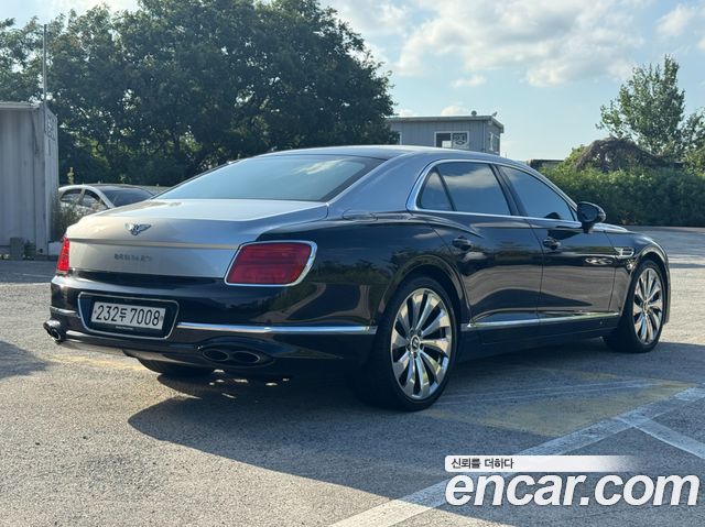 Bentley Flying Spur из Кореи Encar