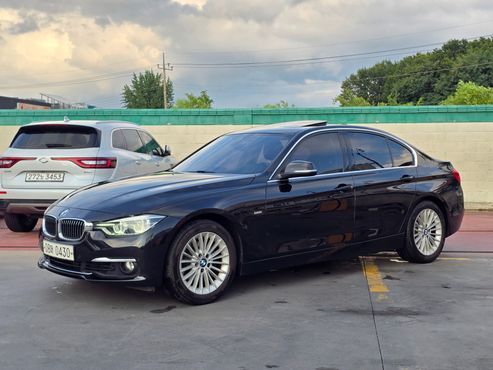 BMW 3-Series 320i Luxury — пробег 99 000 км — фото 1 из 5