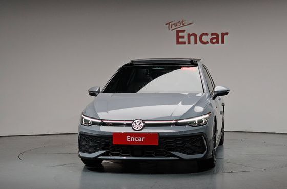 Volkswagen Golf 2.0 GTI — пробег 7 267 км — фото 3 из 5