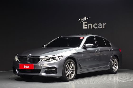 BMW 5-Series 520d xDrive M Sport Package Plus — пробег 147 026 км — фото 1 из 5