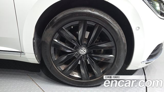 Volkswagen Arteon 2.0 TDI Prestige — пробег 142 841 км — фото 5 из 5