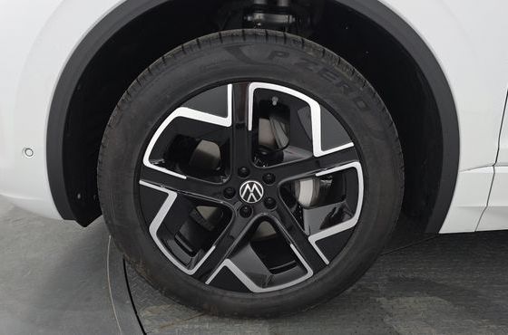 Volkswagen Touareg 3.0 TDI Prestige — пробег 49 км — фото 5 из 5