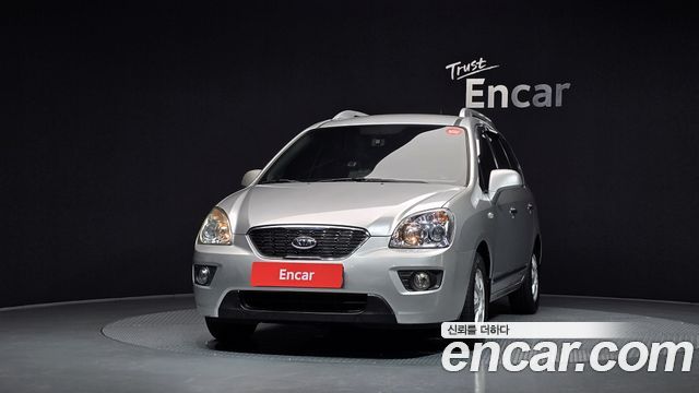 Kia Carens LPI 2.0 GX High-Deluxe Family — пробег 83 072 км — фото 3 из 5
