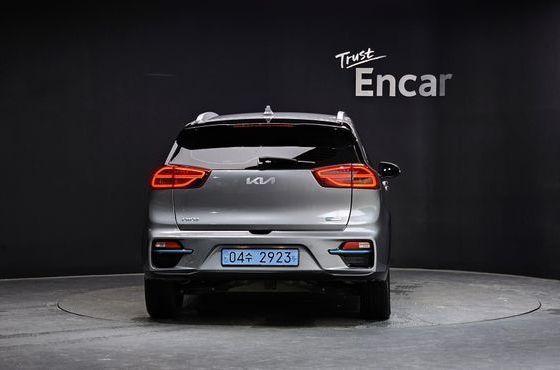 Kia Niro Noblesse — пробег 75 081 км — фото 4 из 5