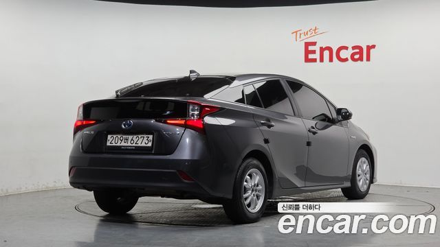 Toyota Prius из Кореи Encar