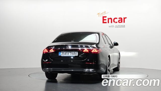 Mercedes-Benz E-Class из Кореи Encar