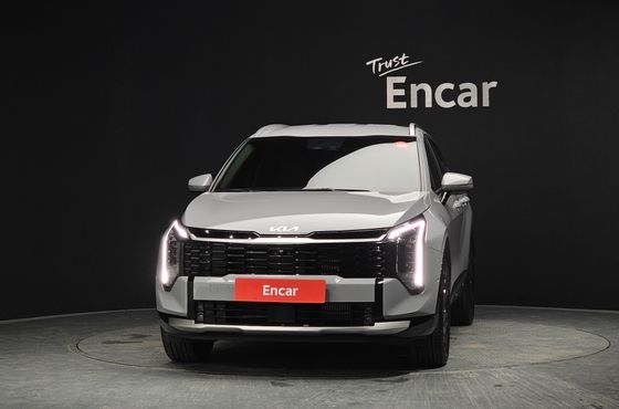 Kia Sportage Gasoline 1.6 Turbo 2WD Signature — пробег 4 244 км — фото 3 из 5