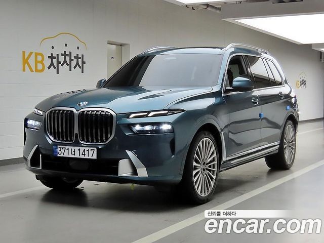 BMW X7 xDrive 40i Design Pure Excellence 7-Seater — пробег 73 487 км — фото 1 из 5