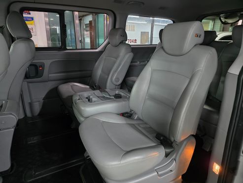 Hyundai Starex 4WD 12-Seater Wagon Smart — пробег 84 000 км — фото 5 из 5