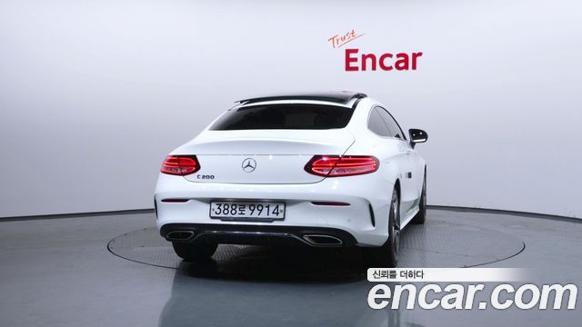 Mercedes-Benz C-Class из Кореи Encar