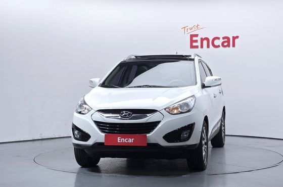 Hyundai Tucson Diesel 2WD LX20 Smart-Pack — пробег 182 698 км — фото 3 из 5