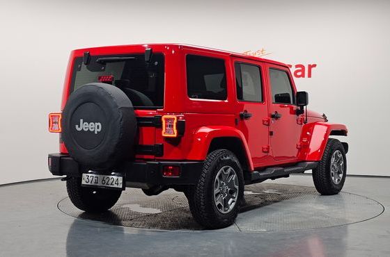 Jeep Wrangler 2.8 Diesel Sahara 4Door — пробег 123 579 км — фото 2 из 5