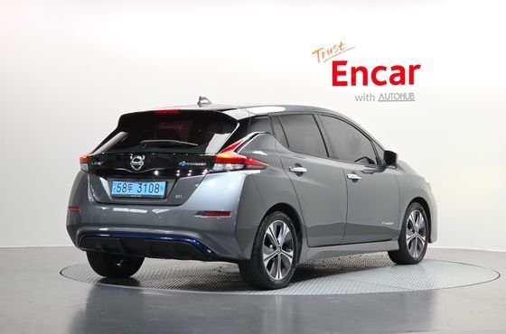 Nissan Leaf EV SL — пробег 91 225 км — фото 2 из 5