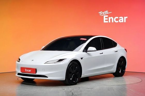 Tesla Model 3 RWD — пробег 44 902 км — фото 1 из 5