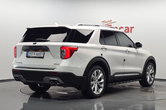 Ford Explorer 3.0 Platinum 4WD — пробег 39 461 км — фото 2 из 5