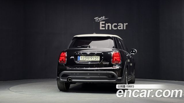 Mini Cooper из Кореи Encar
