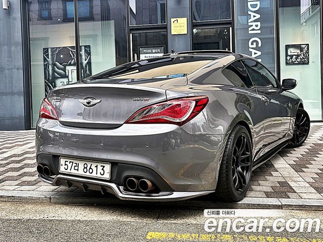 Hyundai Genesis из Кореи Encar