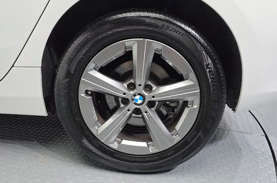 BMW 2-Series 220i Advantage — пробег 85 060 км — фото 5 из 5