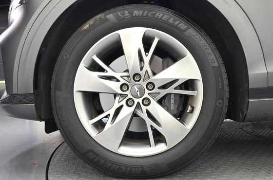 Genesis GV70 2.5T Gasoline 2WD — пробег 74 437 км — фото 5 из 5