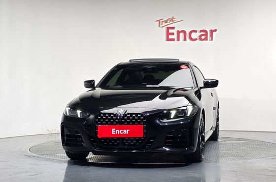 BMW 4-Series 420i M Sport Pro Coupe — пробег 7 981 км — фото 3 из 5
