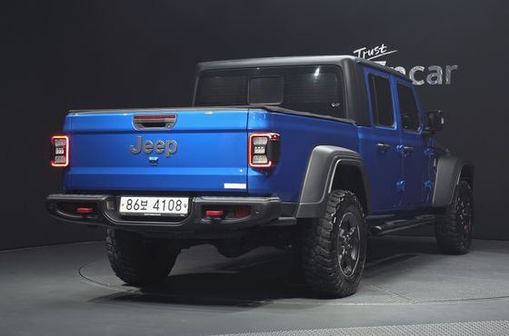 Jeep Gladiator 3.6 Rubicon — пробег 30 075 км — фото 2 из 5