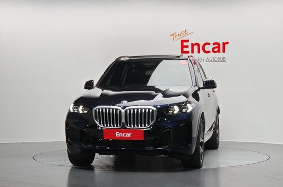 BMW X5 xDrive 40i M Sport — пробег 1 669 км — фото 3 из 5