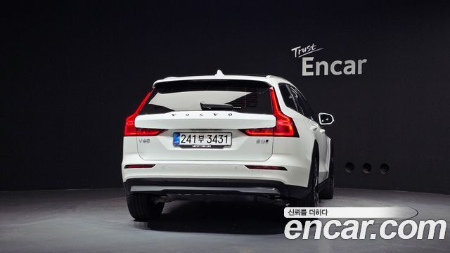 Volvo V60 из Кореи Encar