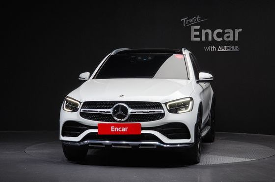Mercedes-Benz GLC-Class GLC300 4MATIC — пробег 67 448 км — фото 3 из 5