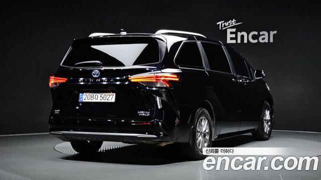 Toyota Sienna из Кореи Encar