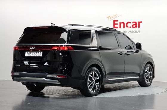 Kia Carnival Gasoline 11-Seater Signature — пробег 46 924 км — фото 2 из 5