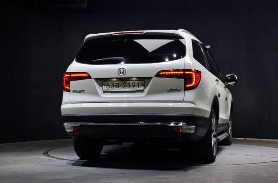 Honda Pilot 3.5 — пробег 65 928 км — фото 4 из 5