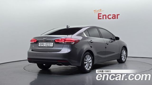 Kia K3 из Кореи Encar