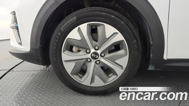 Kia Niro из Кореи Encar