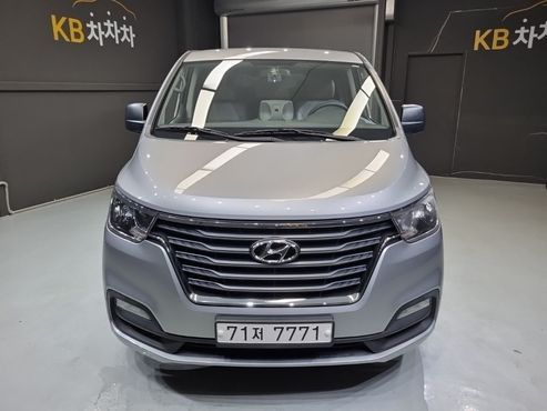 Hyundai Starex Wagon 12-Seater Smart — пробег 82 339 км — фото 1 из 5