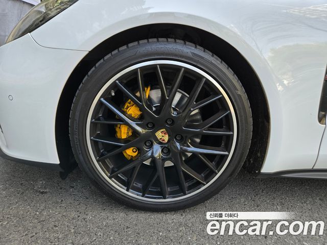 Porsche Panamera 3.0 AWD — пробег 90 000 км — фото 5 из 5