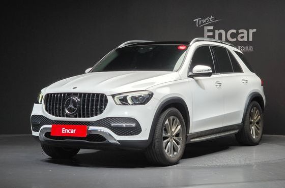 Mercedes-Benz GLE-Class GLE300d 4MATIC — пробег 90 307 км — фото 1 из 5