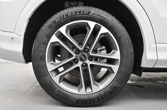 Audi Q5 40 TFSI Quiattro Advanced — пробег 20 км — фото 5 из 5