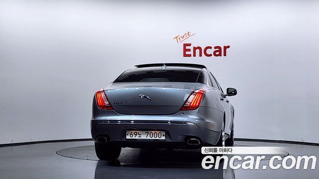 Jaguar XJ из Кореи Encar