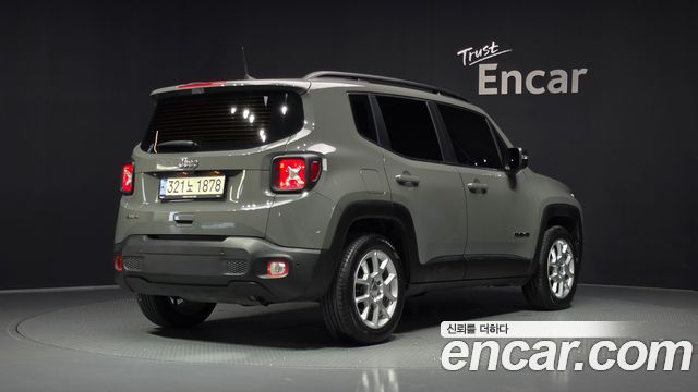Jeep Renegade 1.3 Longitude — пробег 32 617 км — фото 2 из 5