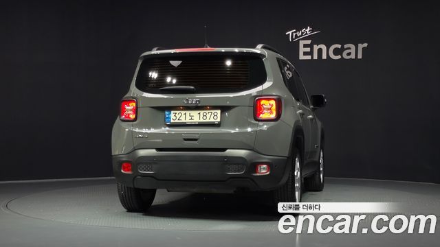 Jeep Renegade 1.3 Longitude — пробег 32 617 км — фото 4 из 5