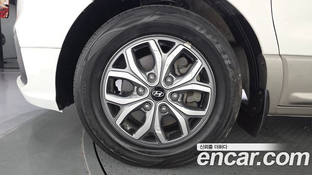 Hyundai Starex из Кореи Encar