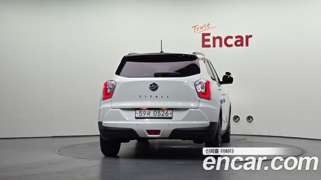 Ssangyong TIBOLI из Кореи Encar