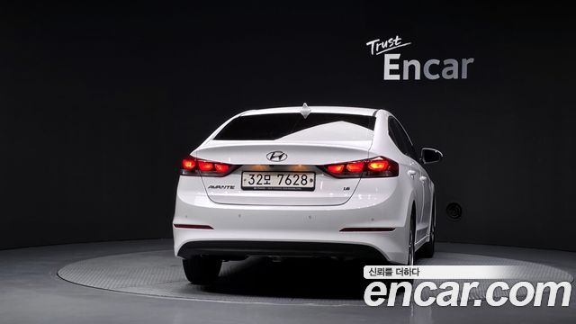 Hyundai AVANTE из Кореи Encar