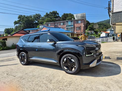 Kia EV5 Long Range 2WD Earth — пробег 425 км — фото 3 из 5