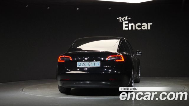 Tesla Model 3 Long Range AWD — пробег 136 595 км — фото 4 из 5