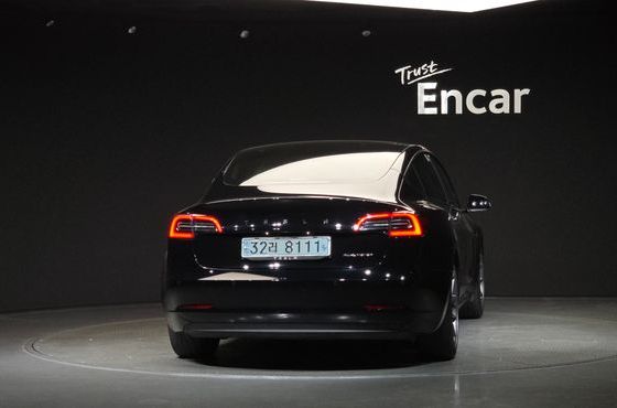 Tesla Model 3 Long Range AWD — пробег 136 595 км — фото 4 из 5
