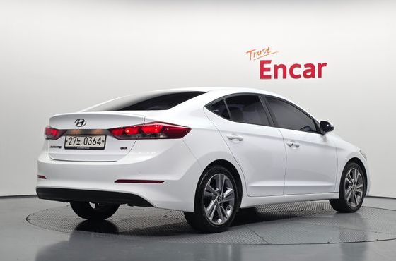 Hyundai AVANTE 1.6 GDI Value Plus — пробег 118 891 км — фото 2 из 5