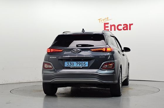 Hyundai Kona Premium — пробег 150 240 км — фото 4 из 5