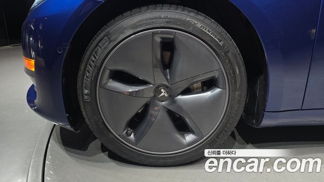 Tesla Model 3 Standard Range Plue RWD — пробег 75 341 км — фото 5 из 5