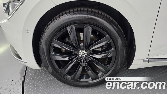 Volkswagen Arteon из Кореи Encar
